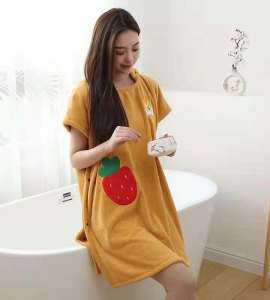 Microfiber bath towel cape