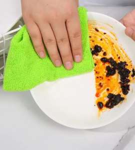 Easy tearing microfiber towels on a roll